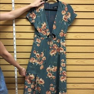 Brand new lulu’s floral dress